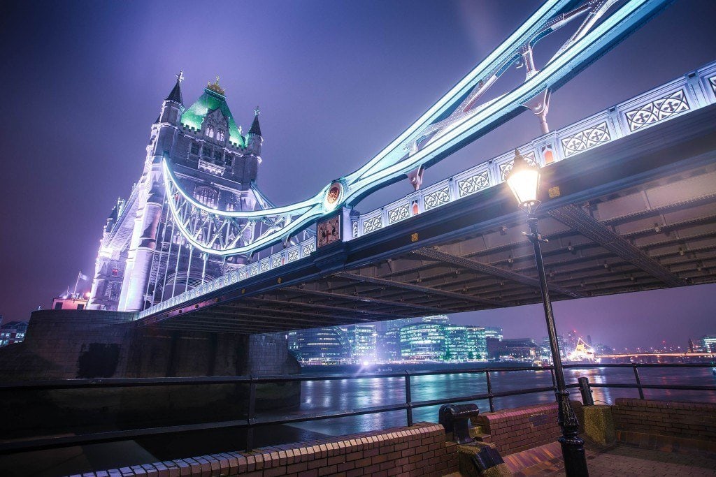 HDR-Photography-Under-The-Tower-Bridge