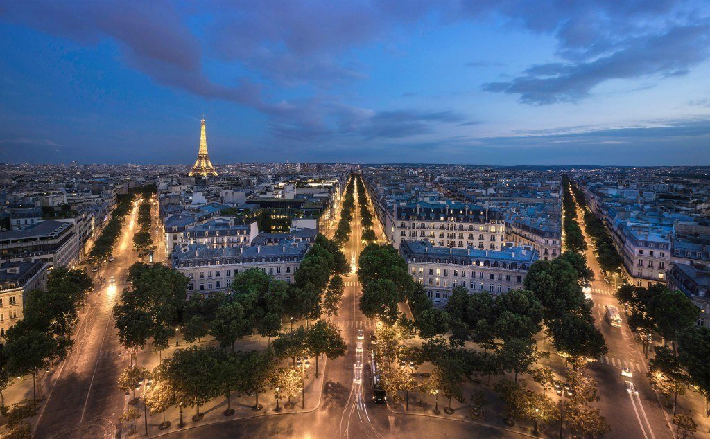 HDR Photogrpahy View from the Arc de Triomphe