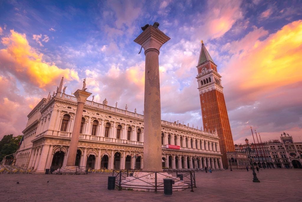 Landscape-Photography-Pillars-and-Light