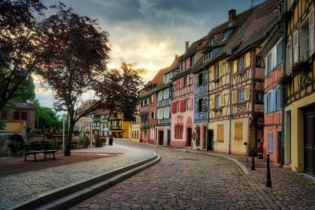 HDR-Photography-Early-Morning-in-Colmar-Presetpro