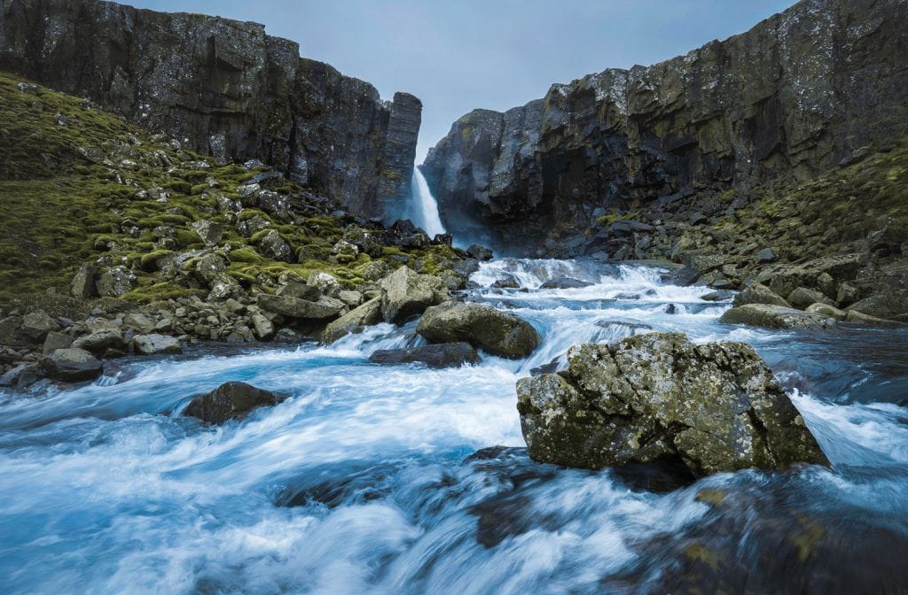 HDR-Photography-Majestic- Waterfall-in-Iceland-Presetpro