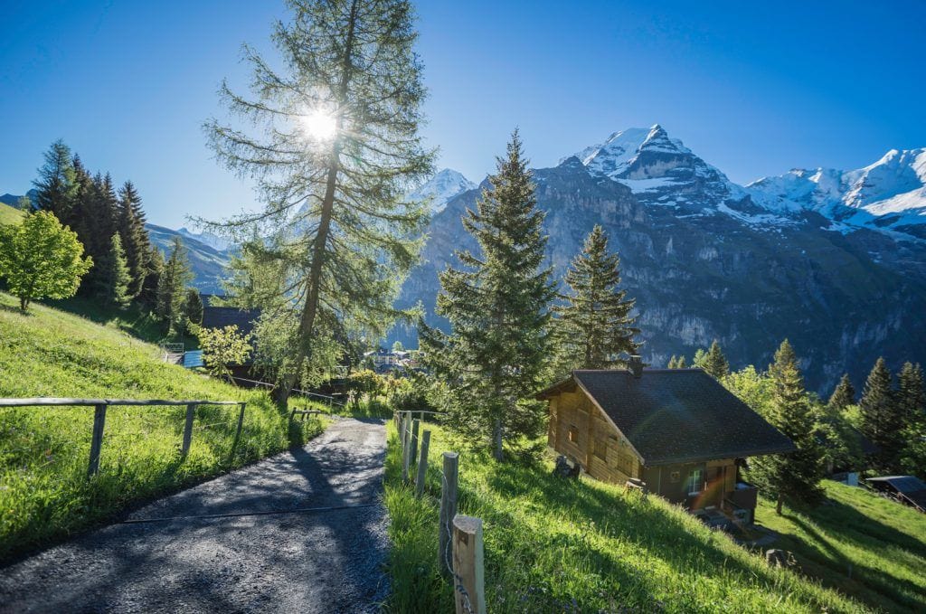 HDR-Photography-Mountain-Hike-in-Switzerland