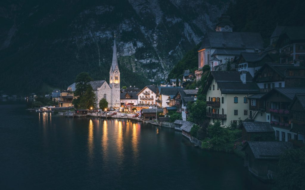 Night-Photography-Goodnight-Hallstatt-Tim-Martin-and-Presetpro.com