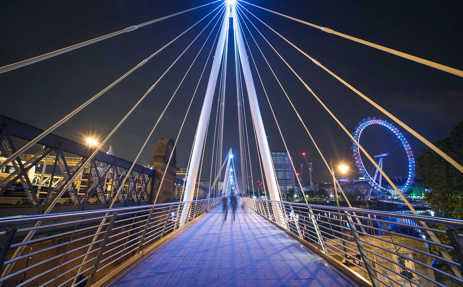 Beautiful Photographs of London | The Golden Jubilee Bridges