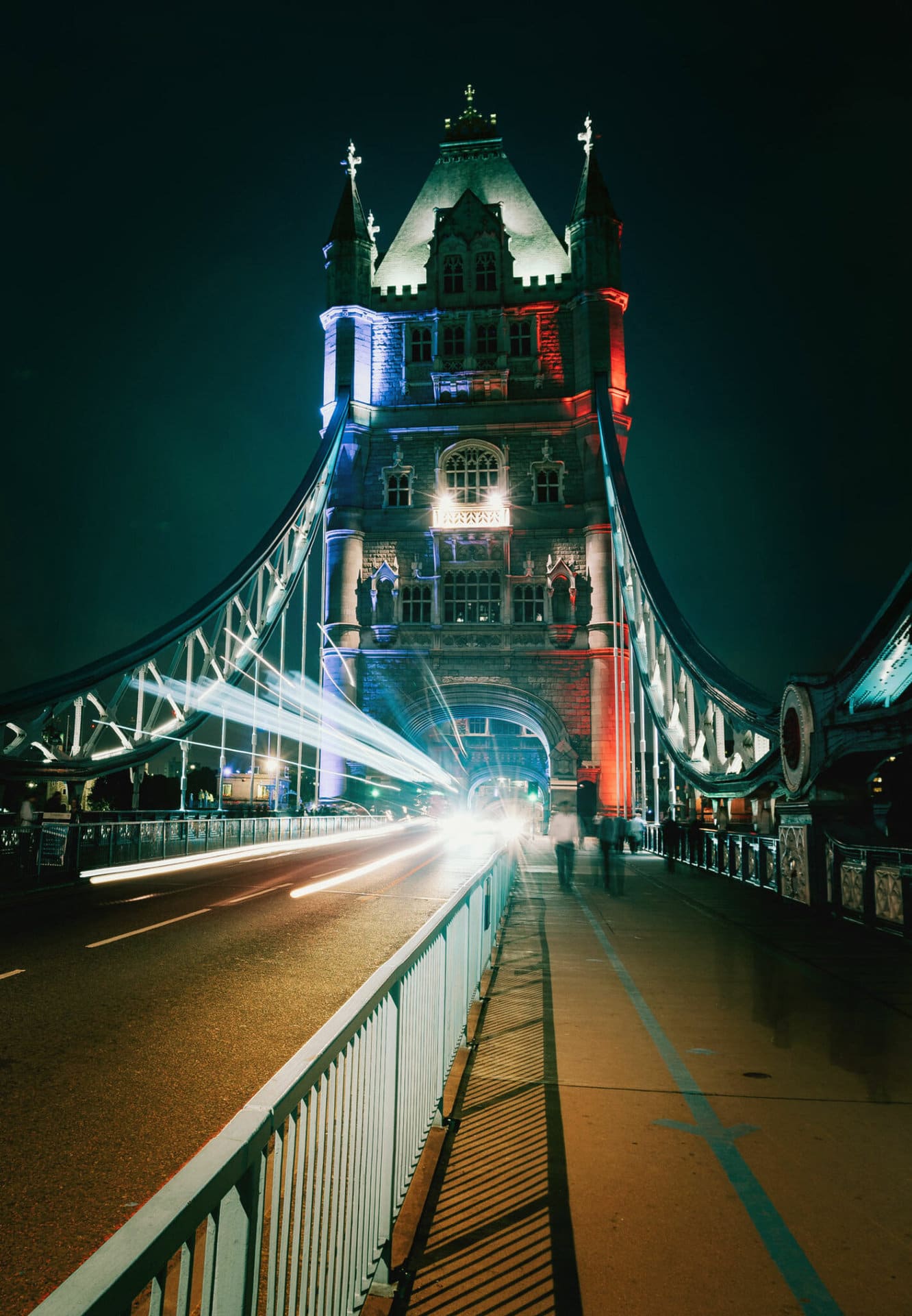 Beautiful Photographs of London Tower Bridge at Night